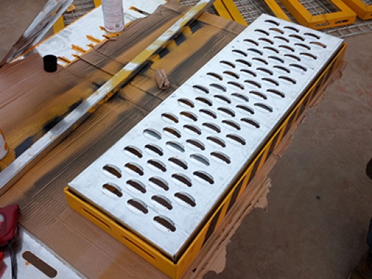 广安鳄鱼嘴防滑板